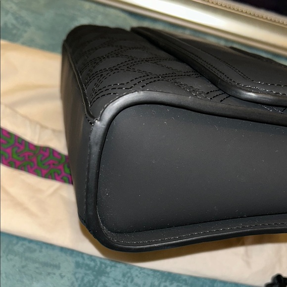 Tory Burch Fleming Two Way Crossbody/ Shoulder Bag - Picture 7 of 17